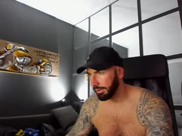 Arongrant Chaturbate stream image from January 27, 2025