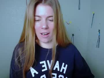 Emilyfant_ Chaturbate stream image from January 27, 2025