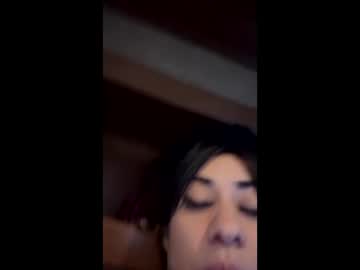 Itsyafavorite Chaturbate stream image from January 27, 2025