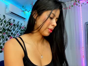 Atenea_Kros Chaturbate stream image from January 27, 2025