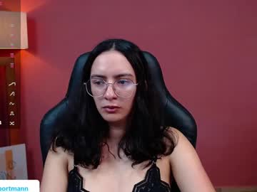 Miaportman Chaturbate stream image from January 27, 2025