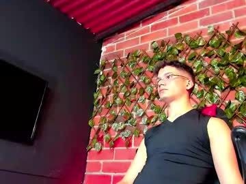 Victor_New2 Chaturbate stream image from January 27, 2025