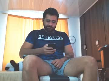Aronmiller404 Chaturbate stream image from January 27, 2025