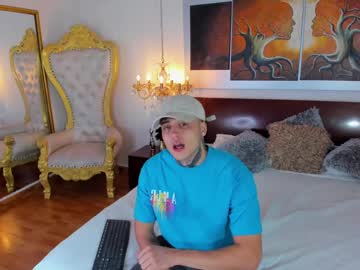 Axelhawtin Chaturbate stream image from January 27, 2025