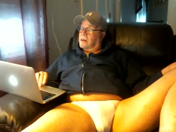 Bottomjacki Chaturbate stream image from January 27, 2025