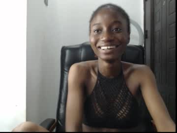 Ebonyxx_Petite Chaturbate stream image from January 27, 2025