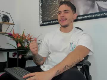 Liam_Walk Chaturbate stream image from January 27, 2025