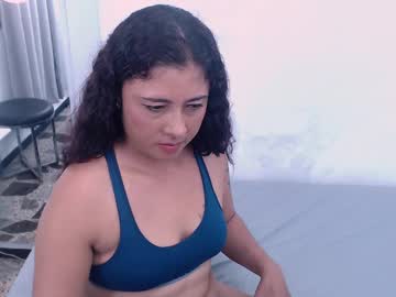 Queilacielo Chaturbate stream image from January 27, 2025
