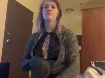Stonecoldfox122 Chaturbate stream image from January 27, 2025
