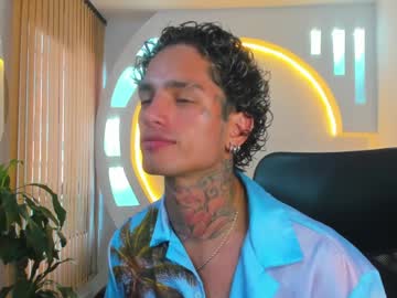Alanrodgers2_0 Chaturbate stream image from January 27, 2025