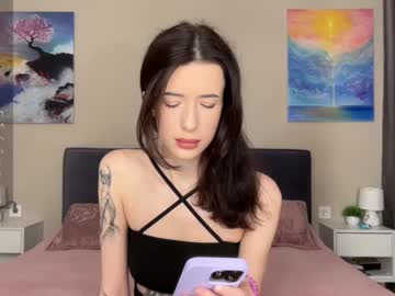 Fairy_Bloomix Chaturbate stream image from January 27, 2025