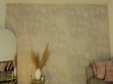 Miacoopersx Chaturbate stream image from January 27, 2025