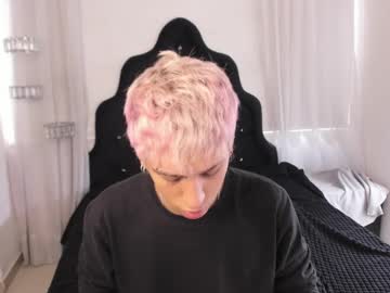 Oliverdimarc Chaturbate stream image from January 27, 2025