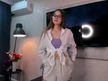Philippacoombs Chaturbate stream image from January 27, 2025