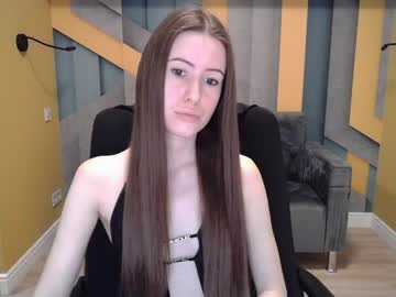 Tinabakers Chaturbate stream image from January 27, 2025