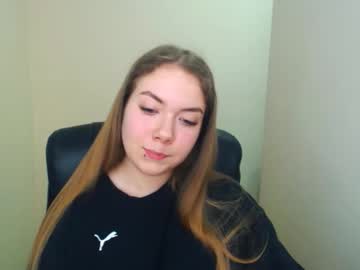Zoey_Deuttch Chaturbate stream image from January 27, 2025