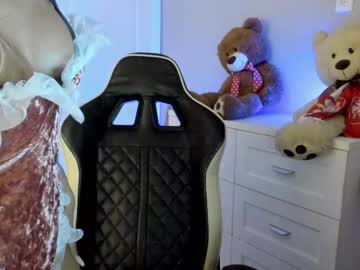 Jess1ca_Rabb1t Chaturbate stream image from January 27, 2025