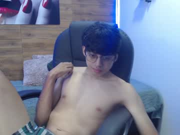 Jhoellx Chaturbate stream image from January 27, 2025
