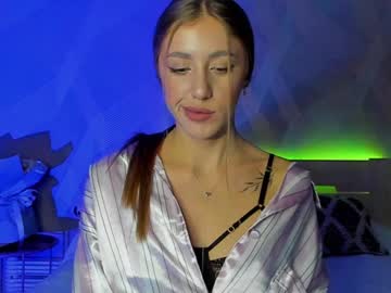 Laangelsa Chaturbate stream image from January 27, 2025
