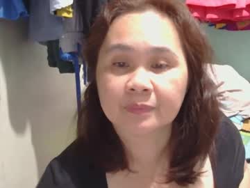 Prettynhing Chaturbate stream image from January 27, 2025
