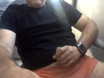 Betoooox Chaturbate stream image from January 27, 2025