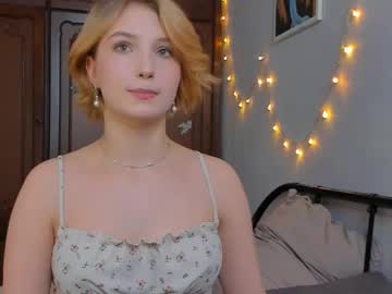 Emily_Home Chaturbate stream image from January 27, 2025