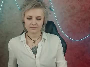Evabrownie Chaturbate stream image from January 27, 2025
