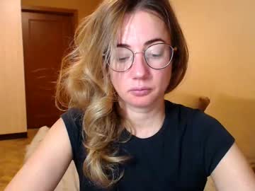 Mystiquemaya Chaturbate stream image from January 27, 2025