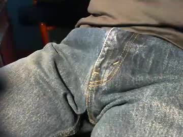 Nevrsaynevr2000 Chaturbate stream image from January 27, 2025