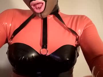 Joanesxfree Chaturbate stream image from January 27, 2025