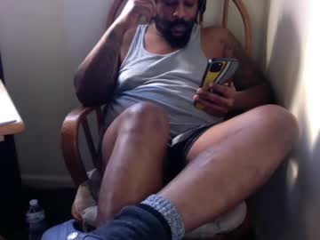 Just2real Chaturbate stream image from January 27, 2025