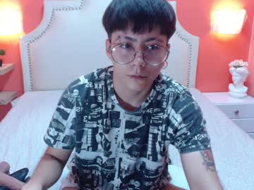 Luke_Morgans Chaturbate stream image from January 27, 2025