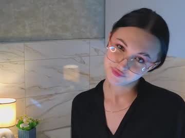 Philomenabrittle Chaturbate stream image from January 27, 2025