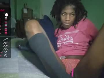 Kissydakitty Chaturbate stream image from January 27, 2025