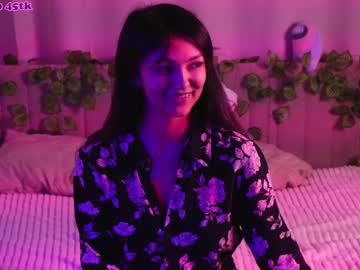 Agatameow Chaturbate stream image from January 27, 2025