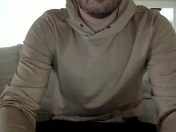 Andees222 Chaturbate stream image from January 27, 2025