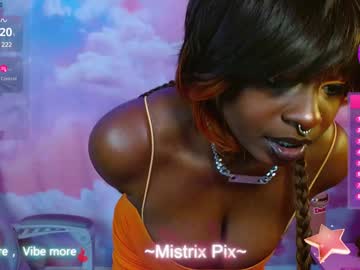 Pixiebob25 Chaturbate stream image from January 27, 2025