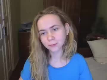 Riley_Roo_ Chaturbate stream image from January 27, 2025
