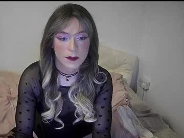 Bambikk Chaturbate stream image from January 27, 2025