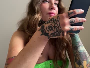 Iiixbostonxiii Chaturbate stream image from January 27, 2025