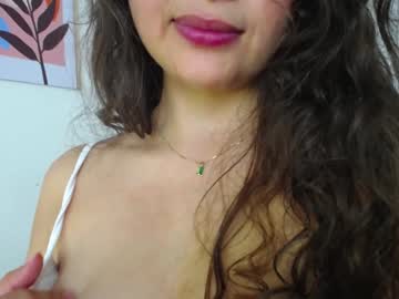 Lirio05 Chaturbate stream image from January 27, 2025