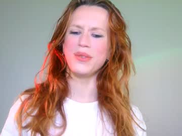 Thedollxxxperience Chaturbate stream image from January 27, 2025