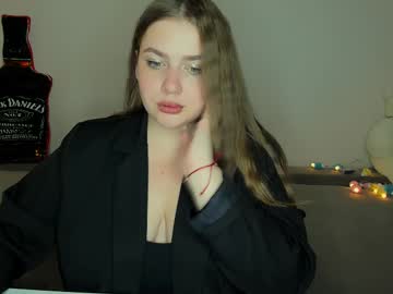 Yourgem__ Chaturbate stream image from January 27, 2025
