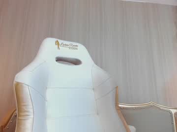 Aprilalvarez Chaturbate stream image from January 27, 2025
