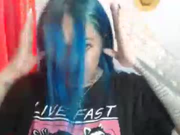 Bubbles_Star Chaturbate stream image from January 27, 2025