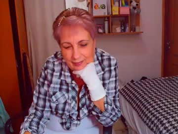 Kira9476 Chaturbate stream image from January 27, 2025