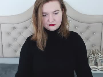 Laraflirt Chaturbate stream image from January 27, 2025