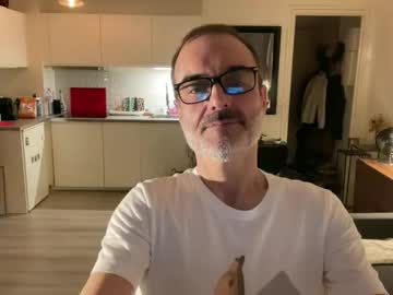 Maxbow Chaturbate stream image from January 27, 2025