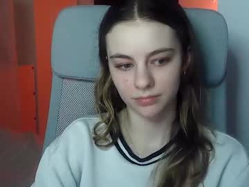 Ariacreazy Chaturbate stream image from January 27, 2025