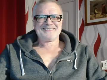 Daddiescockforyou Chaturbate stream image from January 27, 2025